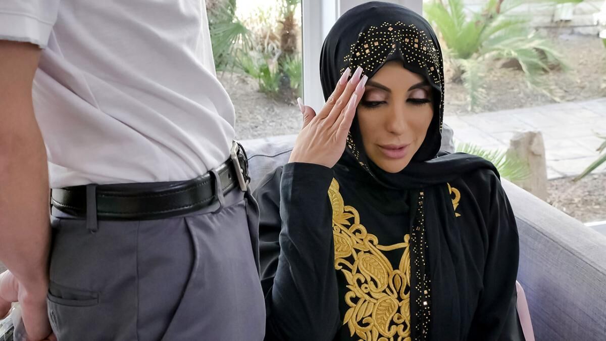 Девушка в платке мусульманка. ⭐️ Смотреть онлайн порно видео на поддоноптом.рф