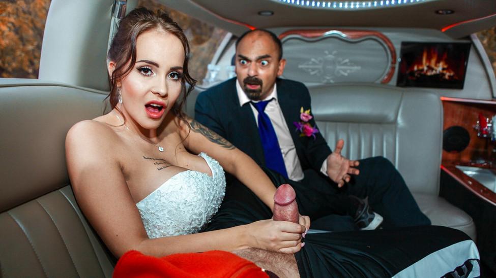 Скачать Порно Видео Секс с невестой в лимузине